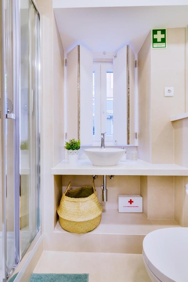 Casa Dos Doutores, A Cozy Apartment In Lisbon Bagian luar foto